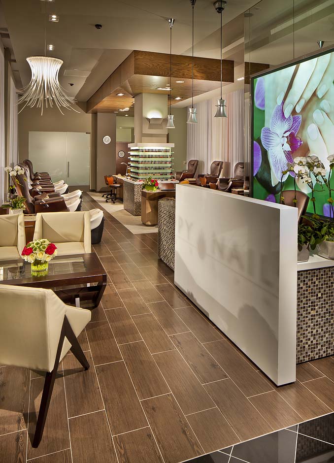 Happy Nails and Spa Fashion Island