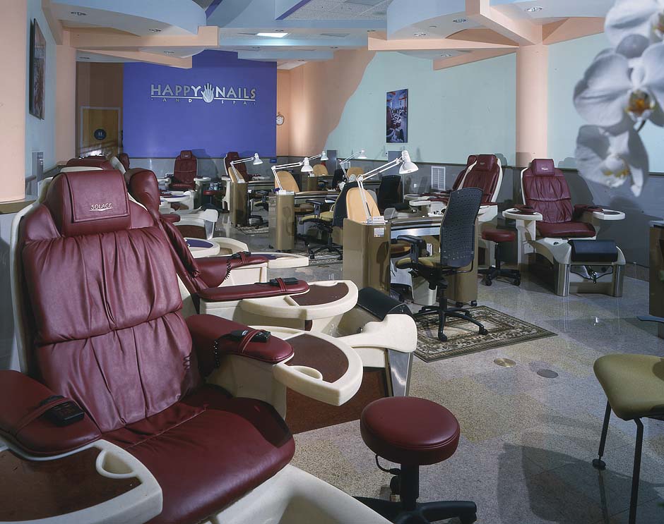 Happy Nails and Spa Fashion Valley